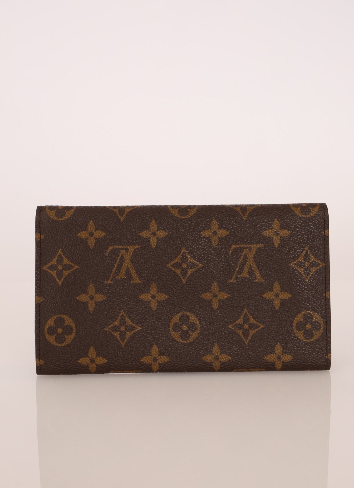 Louis Vuitton Monogram Sarah Wallet - FashioNica