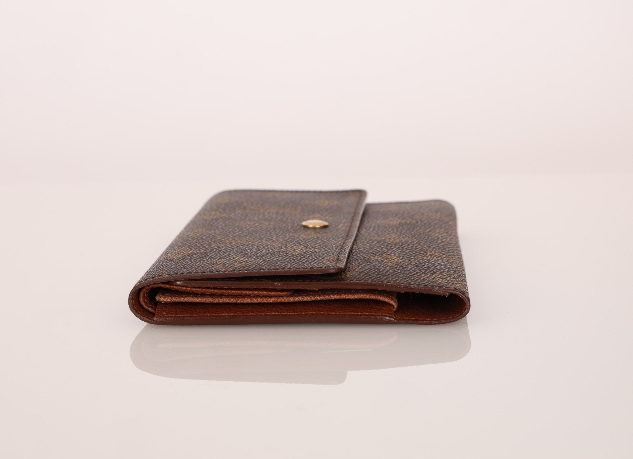 Louis Vuitton Monogram Sarah Wallet - FashioNica