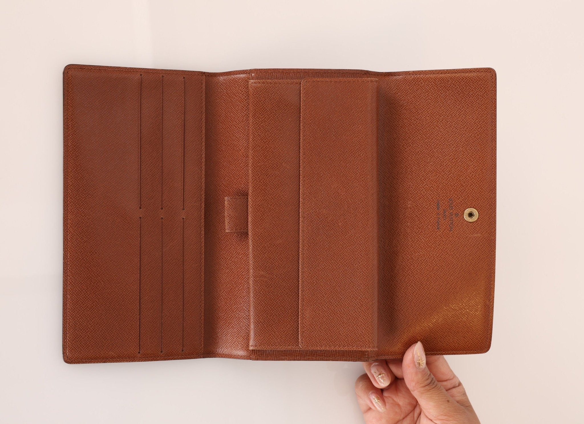 Louis Vuitton Monogram Sarah Wallet - FashioNica