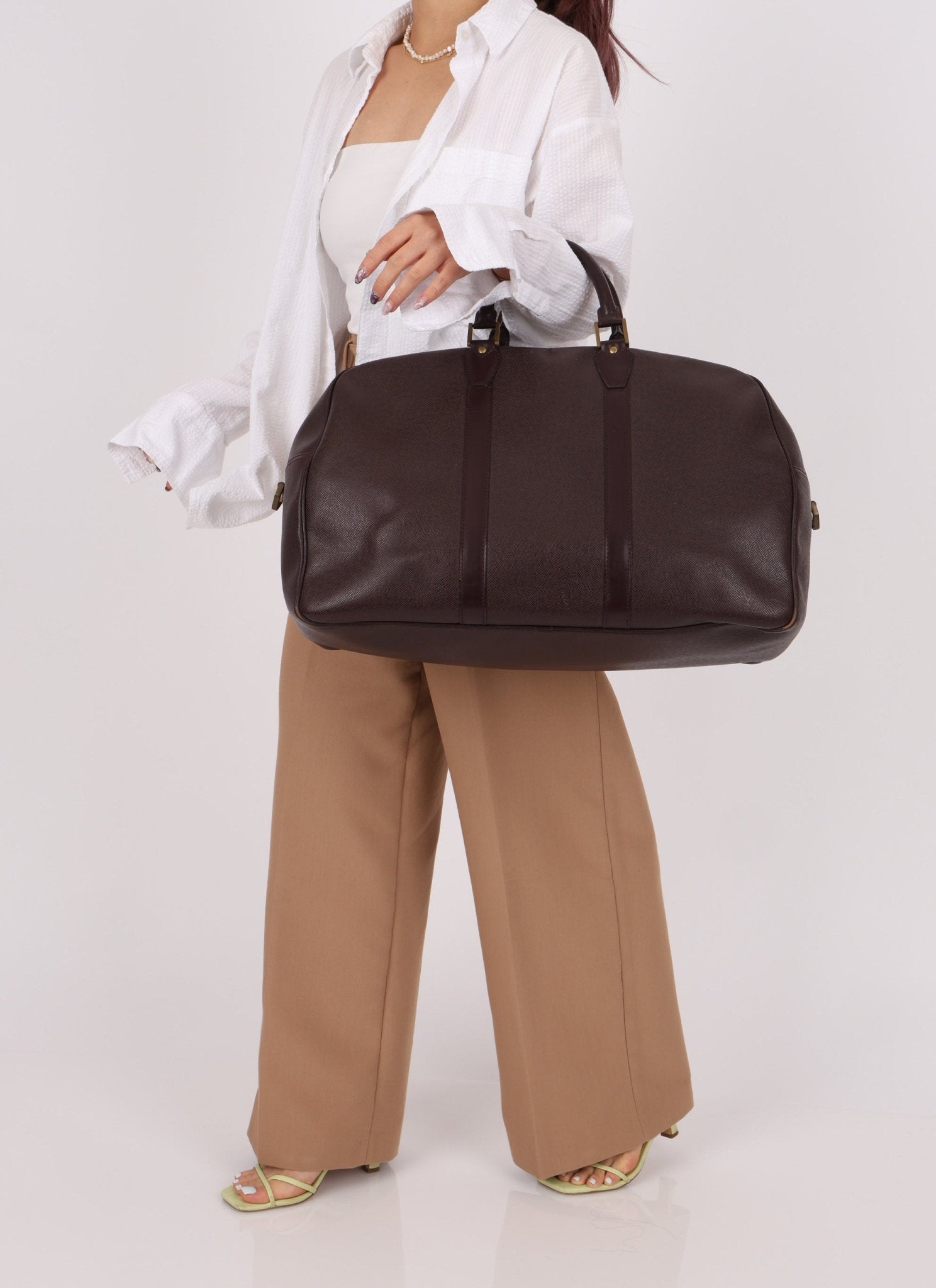 Louis Vuitton Taiga Kendall Chocolate Boston Bag PM - FashioNica
