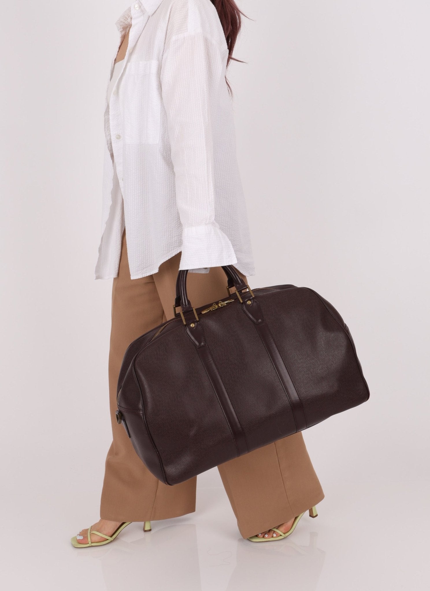 Louis Vuitton Taiga Kendall Chocolate Boston Bag PM - FashioNica