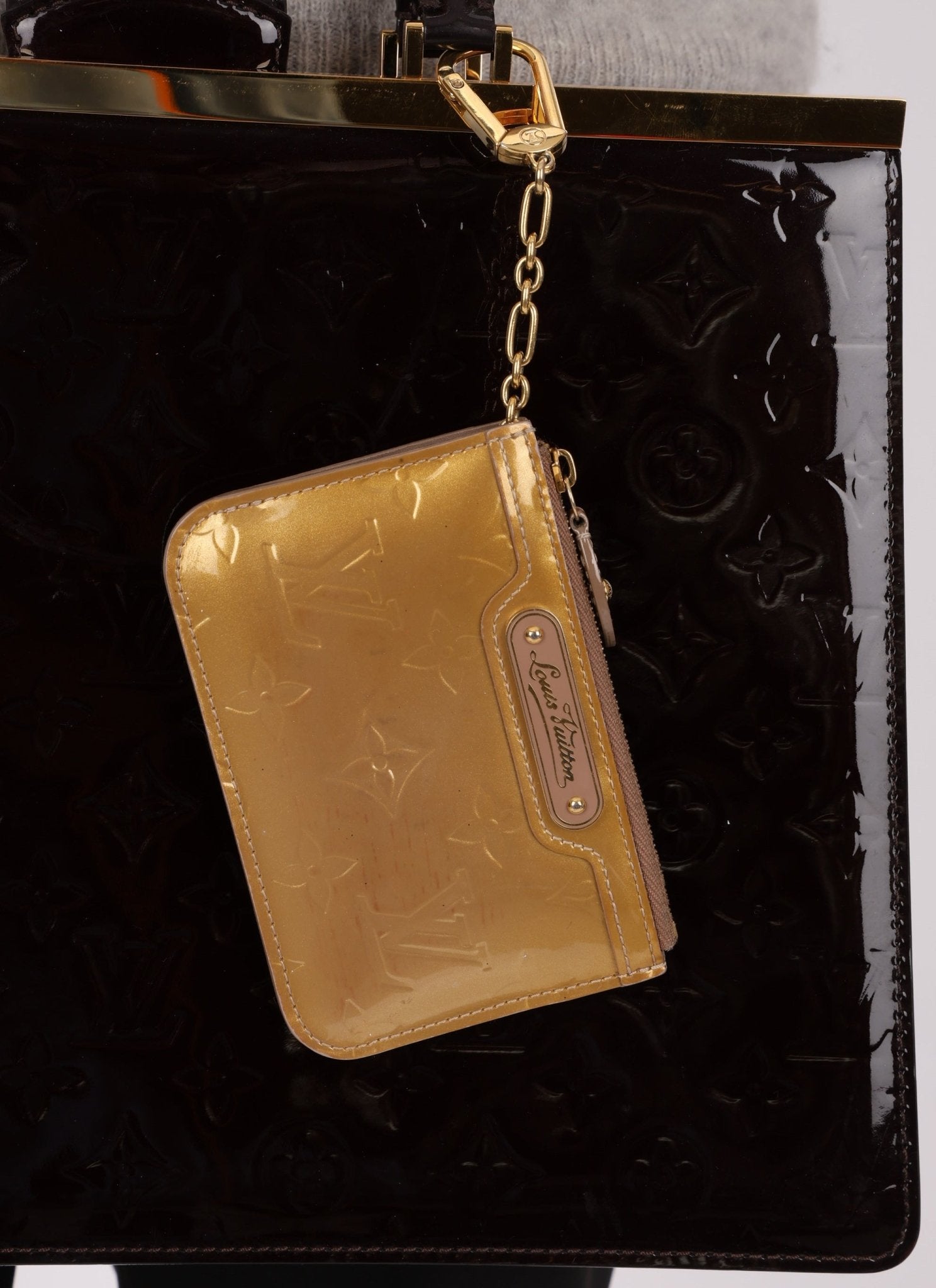 Louis Vuitton Vernis Key Pouch - FashioNica