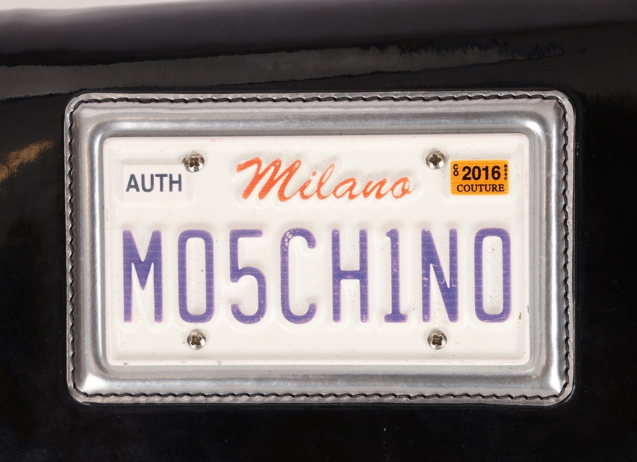 Moschino Patent License Plate Wallet on Chain - FashioNica