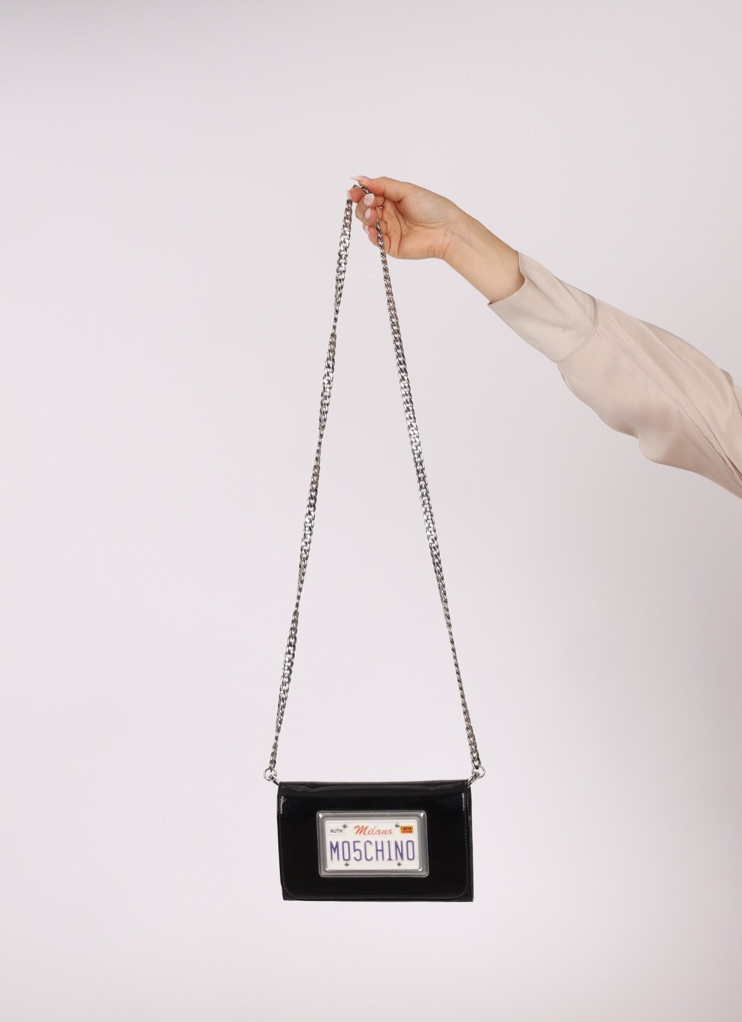 Moschino Patent License Plate Wallet on Chain - FashioNica