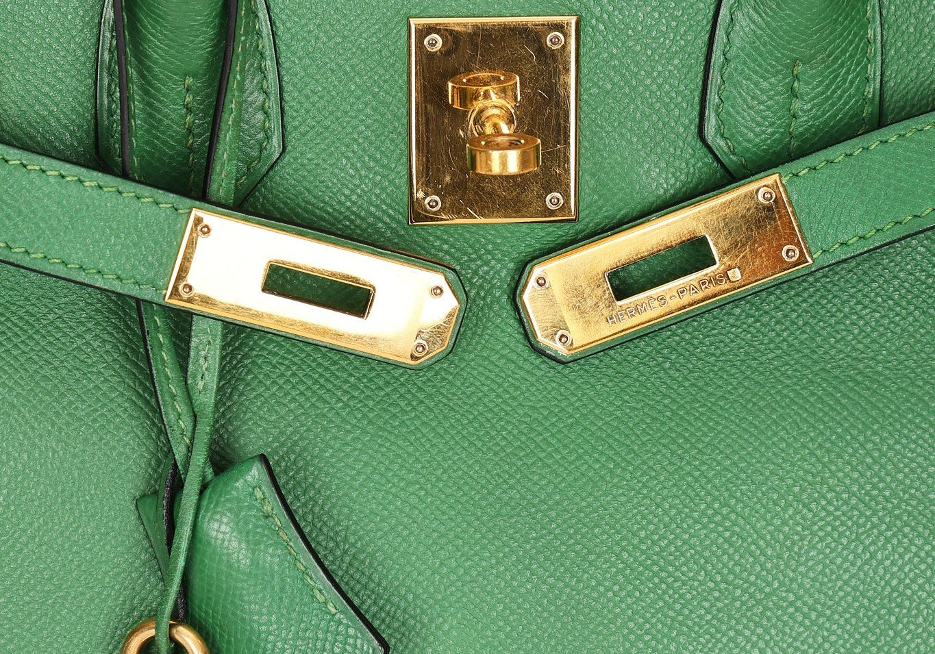 The Most Popular Designer Handbags and the Brands Behind Them