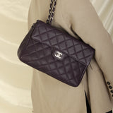 Rare Chanel 2000 Caviar Turnlock Classic Chain Tote