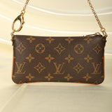 Louis Vuitton Pochette MM