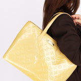 Louis Vuitton Monogram Vernis Wilshire MM Tote Bag Blanc Corail 2011
