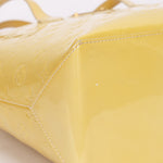 Louis Vuitton Monogram Vernis Wilshire MM Blanc Corail 2011