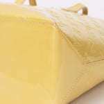 Louis Vuitton Monogram Vernis Wilshire MM Blanc Corail 2011