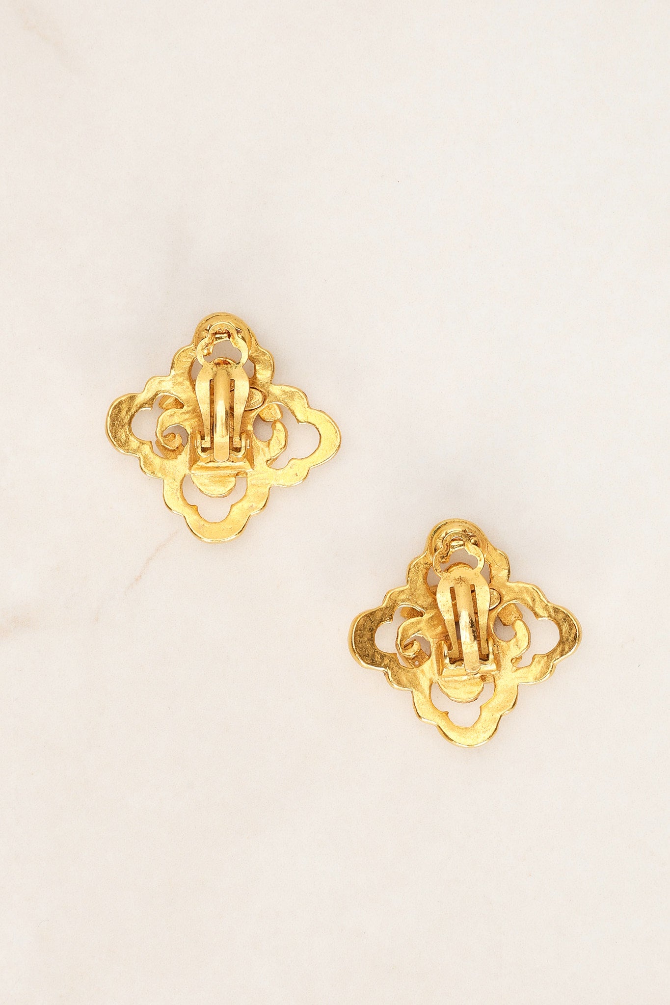 Chanel 1997 Quatrefoil CC Clip-On Earrings 24K GP