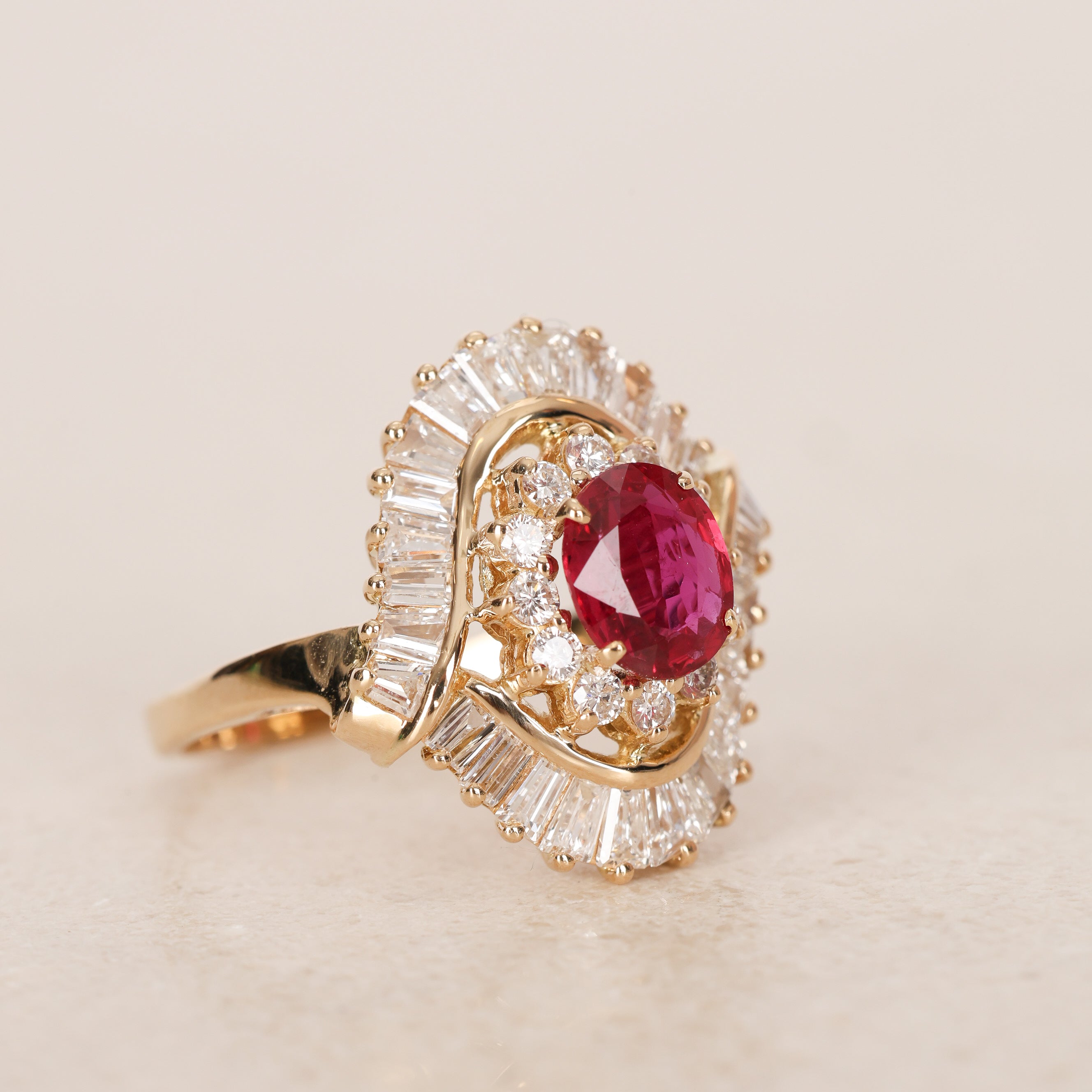 1970s - 1980s 18K Yellow Gold Ruby and Diamond Cluster Halo Ring, Size US 8