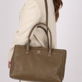 Chanel 2014 Taupe Calfskin Cerf Executive Medium Tote