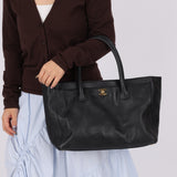 Chanel 2004 Calfskin Medium Cerf Executive Tote