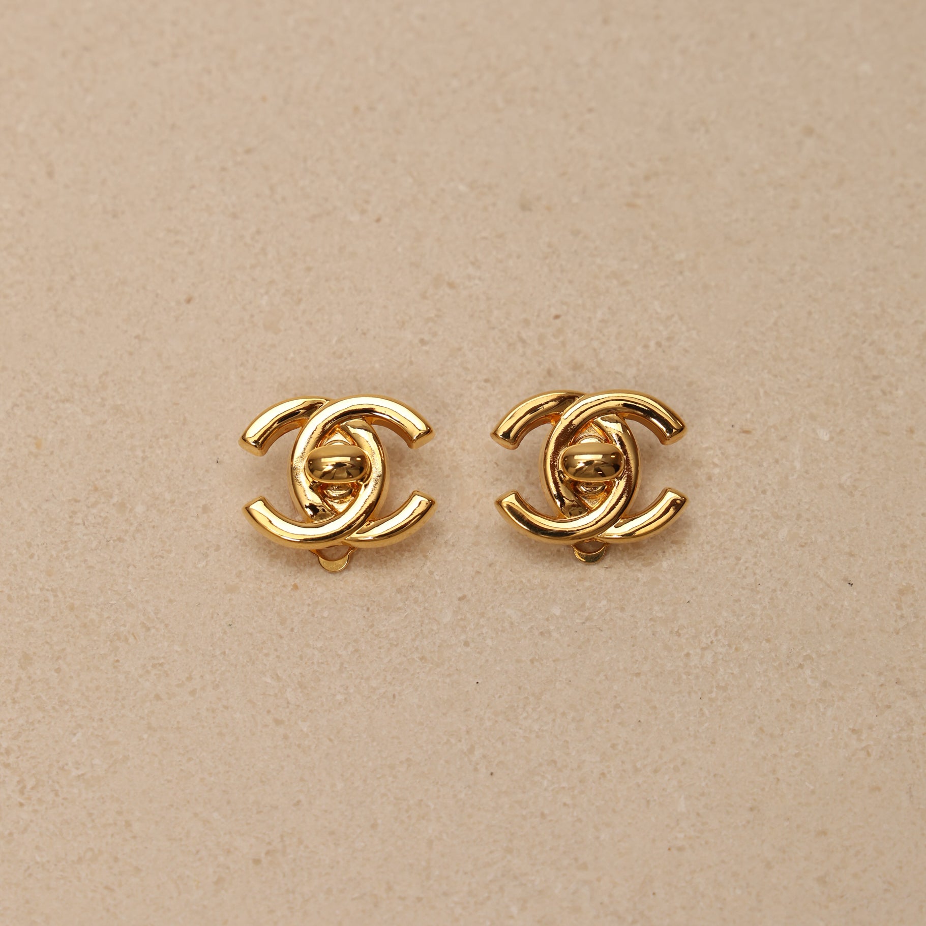 Chanel 1995 CC Turnlock Clip-On Earrings 24K GP