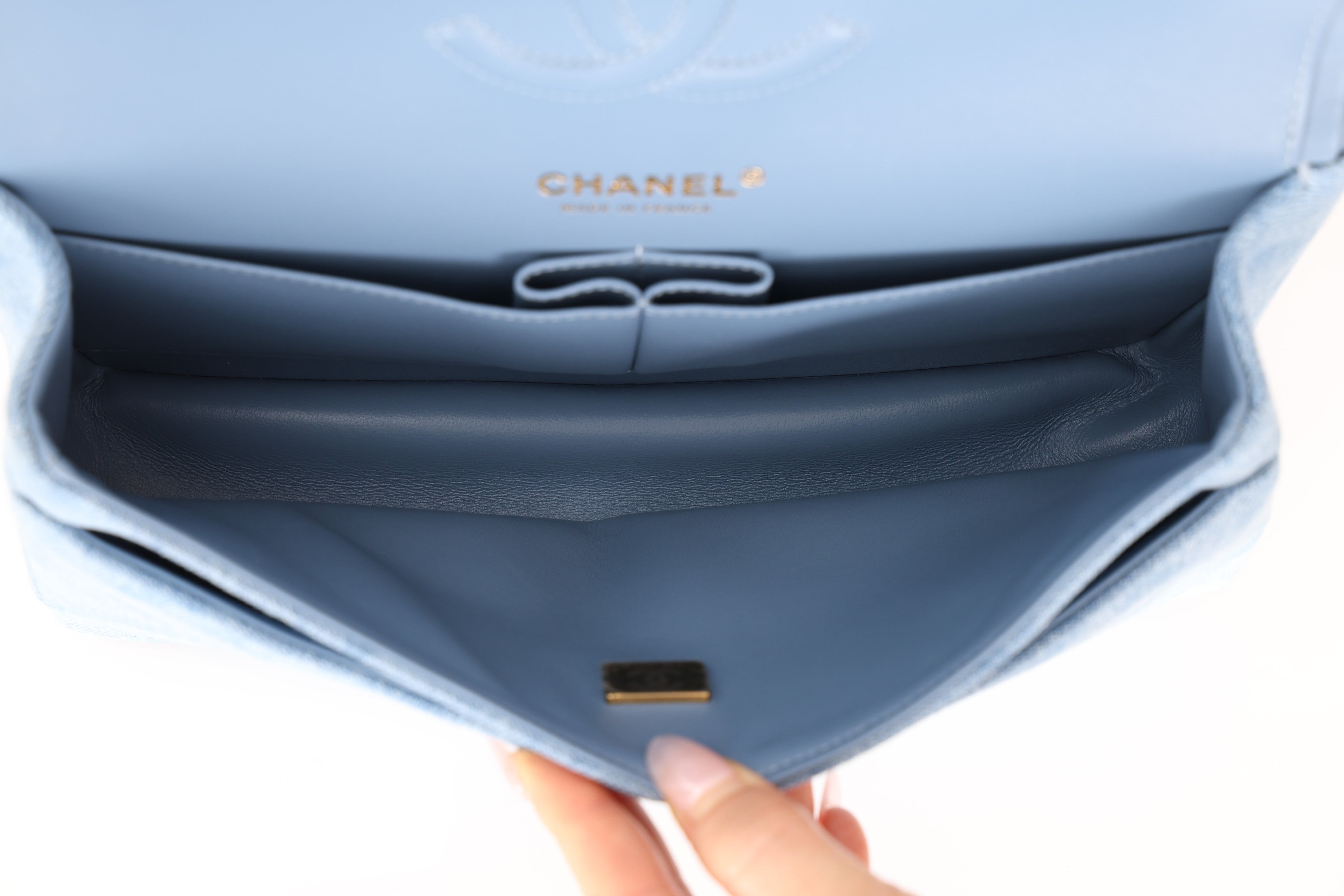 Chanel 2022 Quilted Trompe L'oeil Denim Small Classic Flap GHW