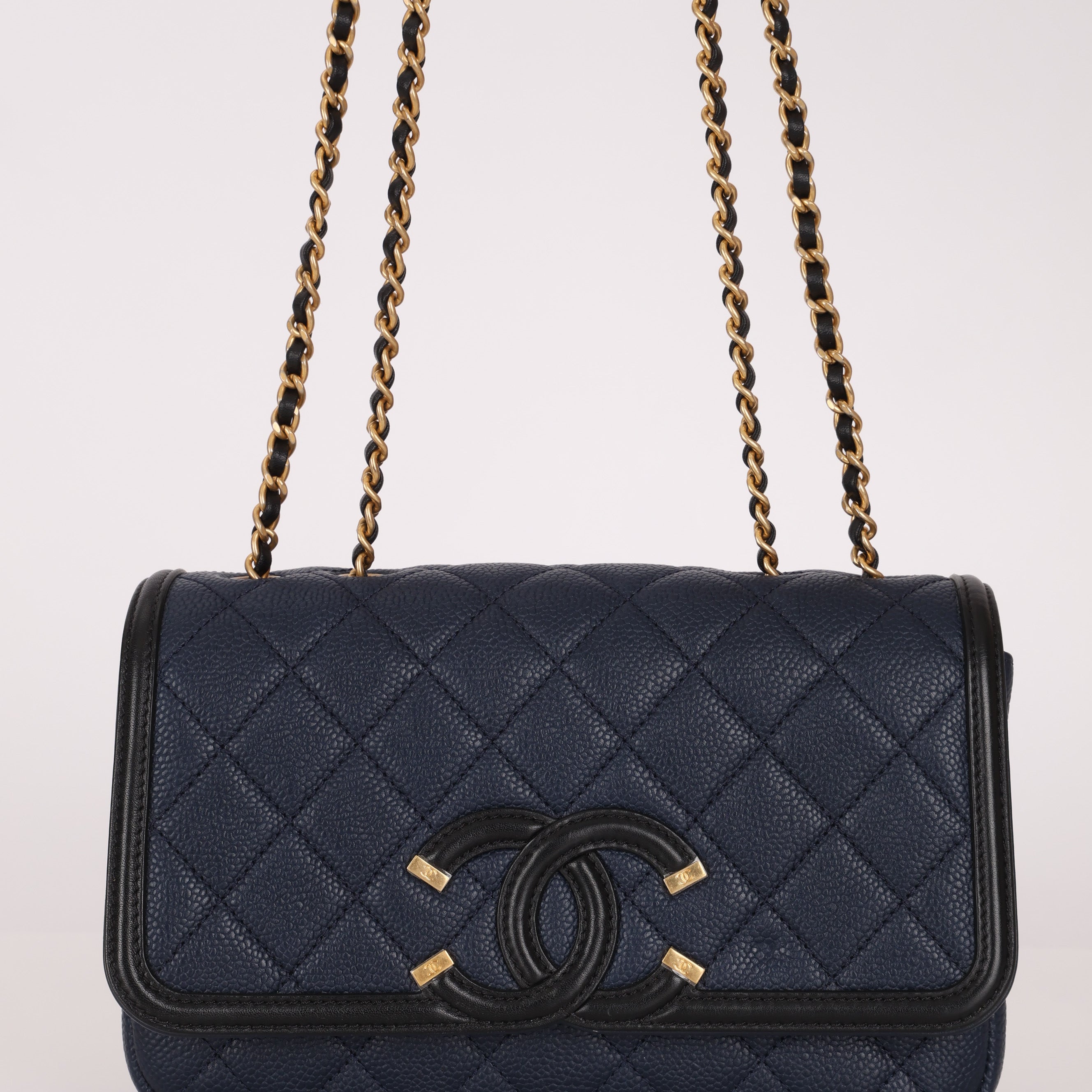 Chanel 2018 Caviar Filigree Small Flap Bag