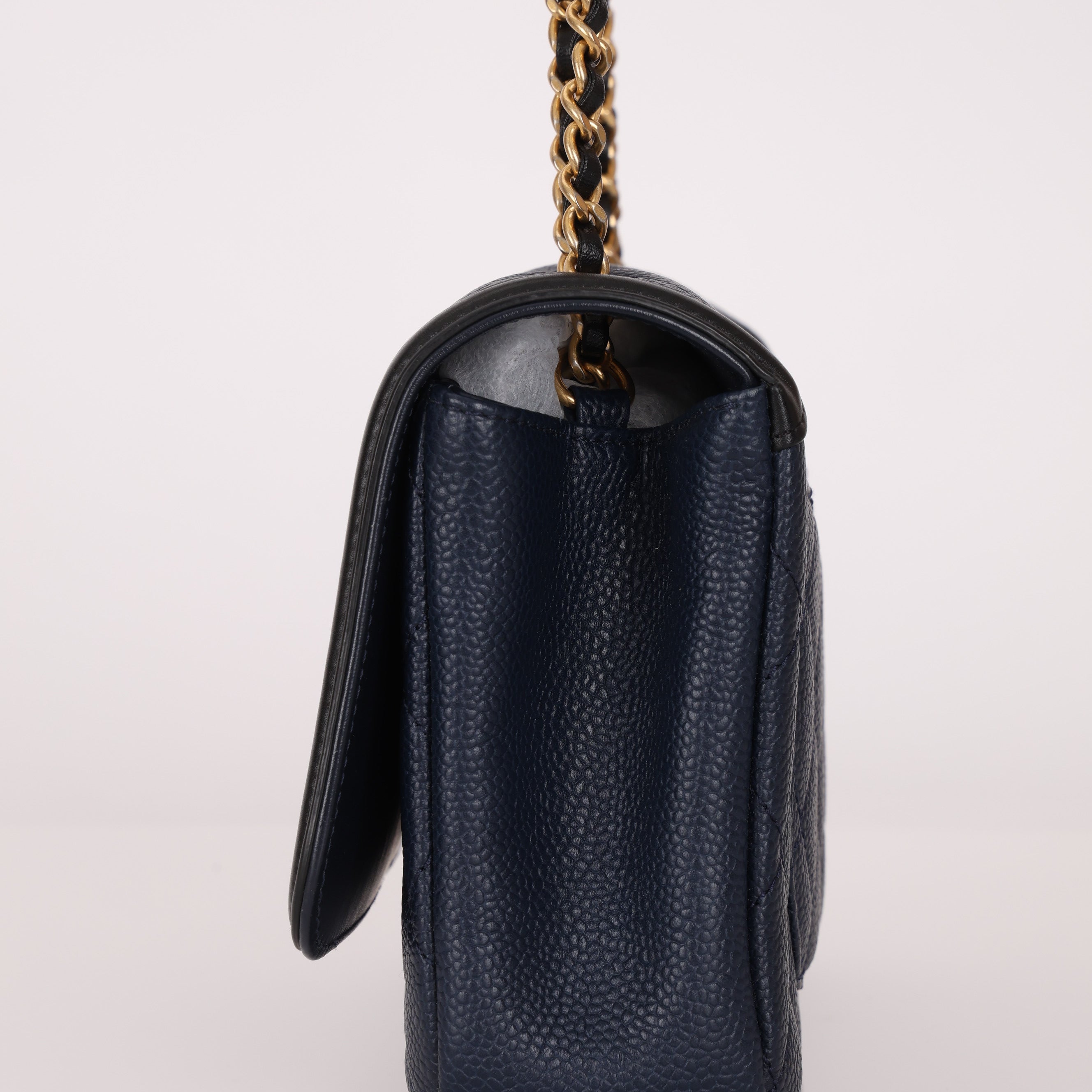 Chanel 2018 Caviar Filigree Small Flap Bag