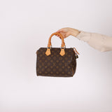 Louis Vuitton Monogram Speedy 25