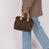Louis Vuitton Monogram Speedy 25 Bag
