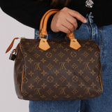 Louis Vuitton Monogram Speedy 25