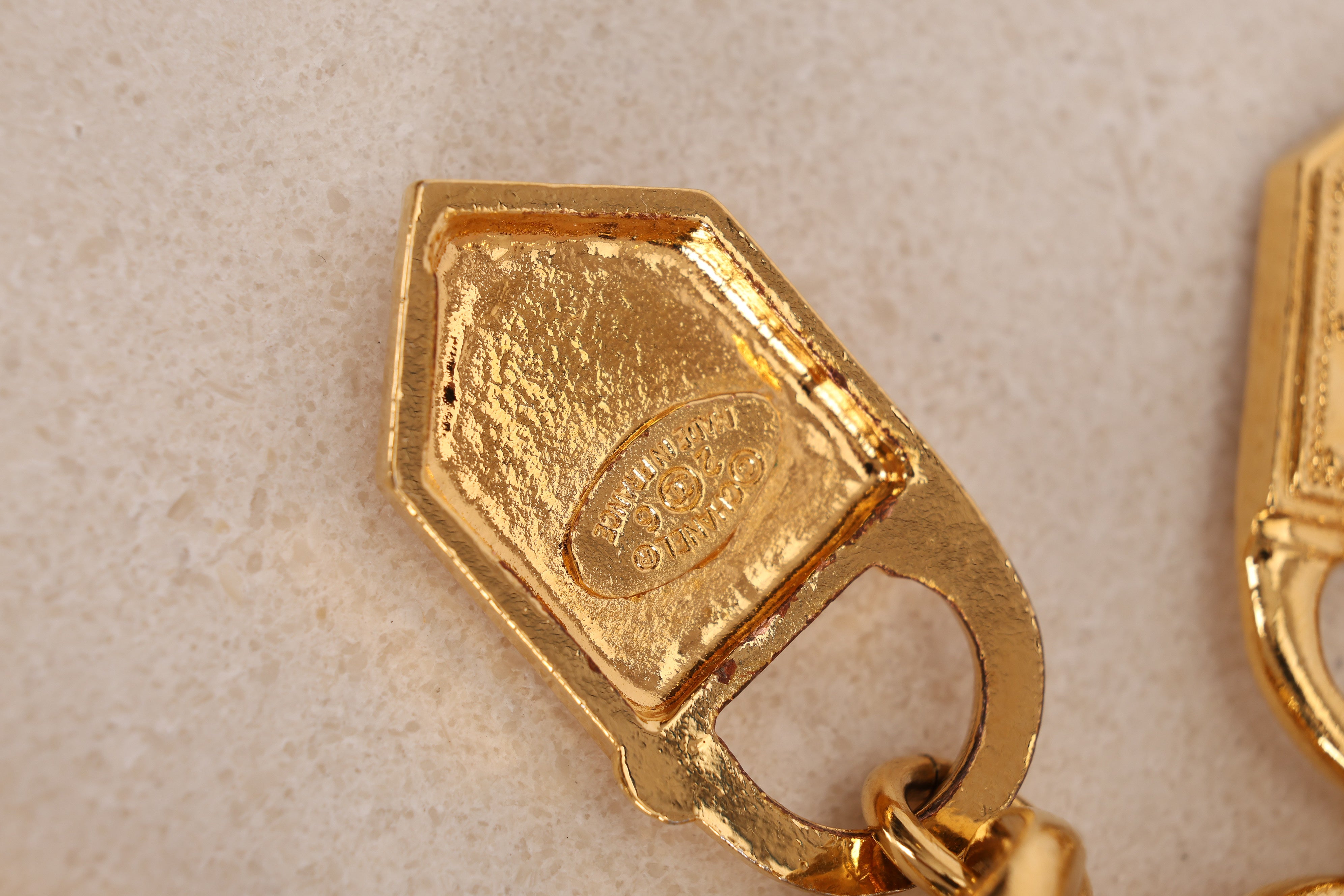 Chanel 1980s-1990s Padlock Charm Chain Belt 24K GP