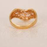 Vintage 1980s 18K Yellow Gold and Diamond Ridged Ring, Size US 6.25