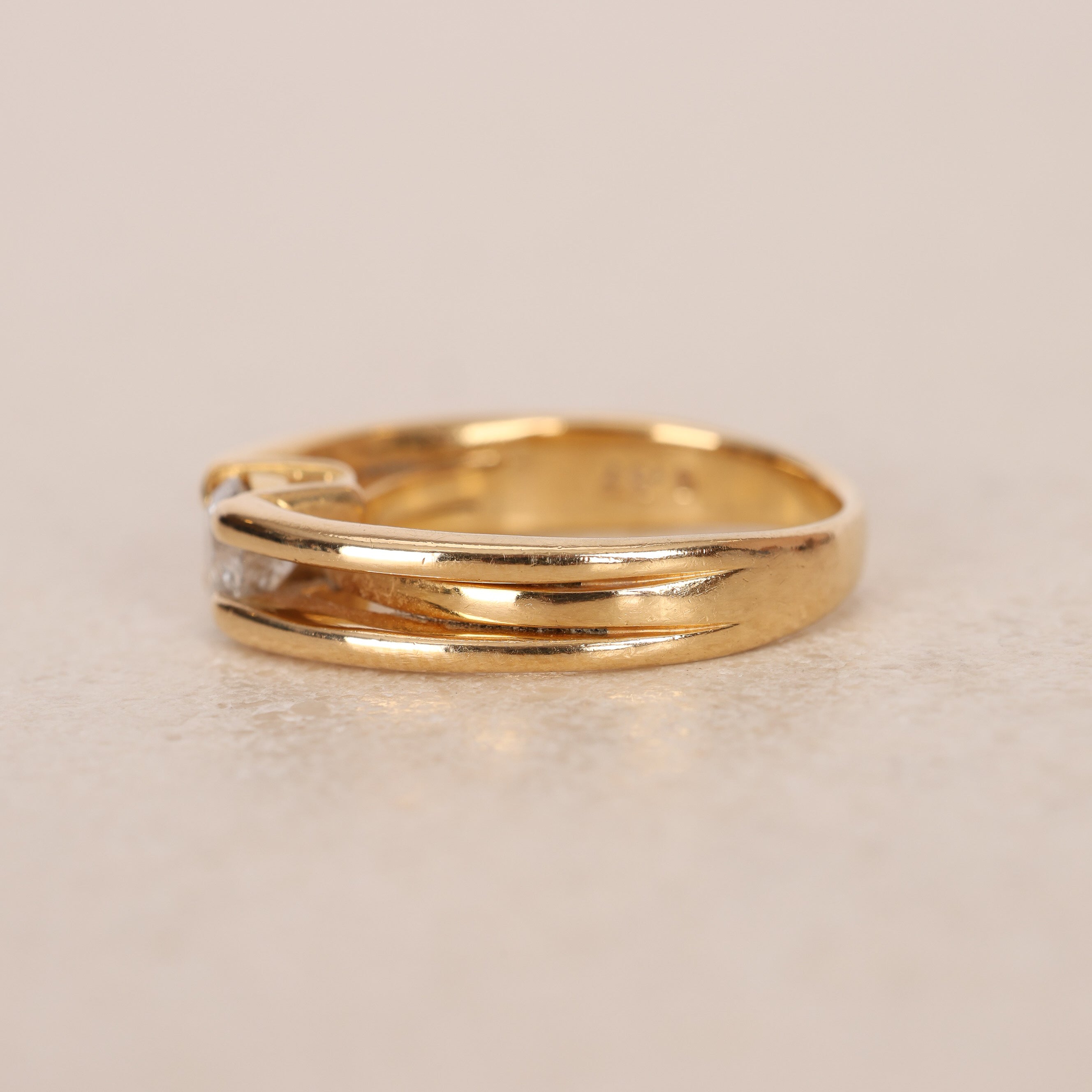 1980s 18K Yellow Gold and Diamond Art Deco Bypass Ridge Ring, Size US 5.75