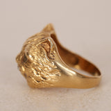 Vintage 1970s 18K Yellow Gold Cat's Eye Moonstone and Diamond Cat Motif Ring, Size US 5.5