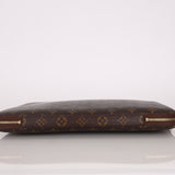Louis Vuitton Monogram Laptop Sleeve MM
