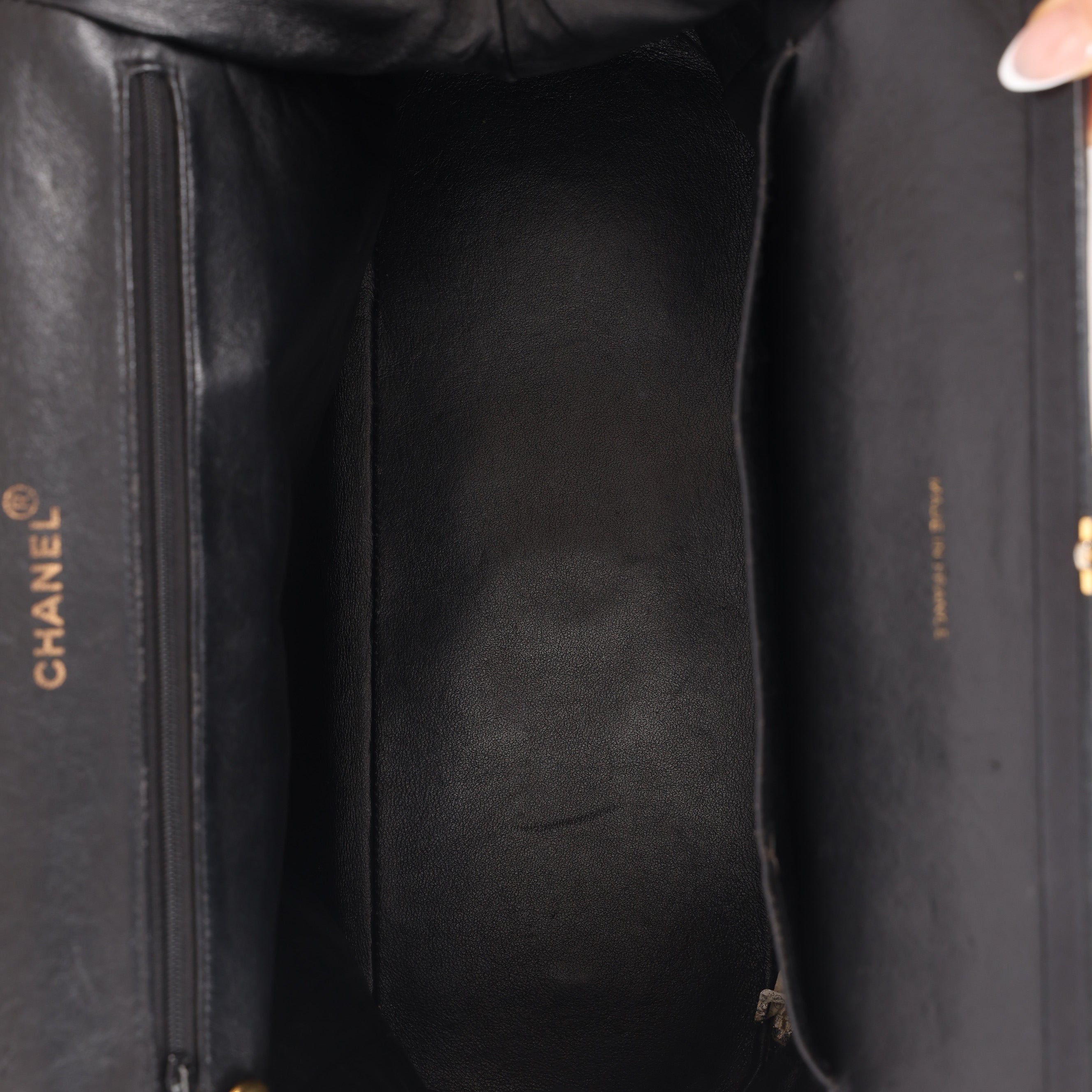 Chanel 1997 Caviar Top Turnlock Kisslock Shoulder Bag 24K GP