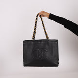 Chanel Calfskin Chunky Chain Tote