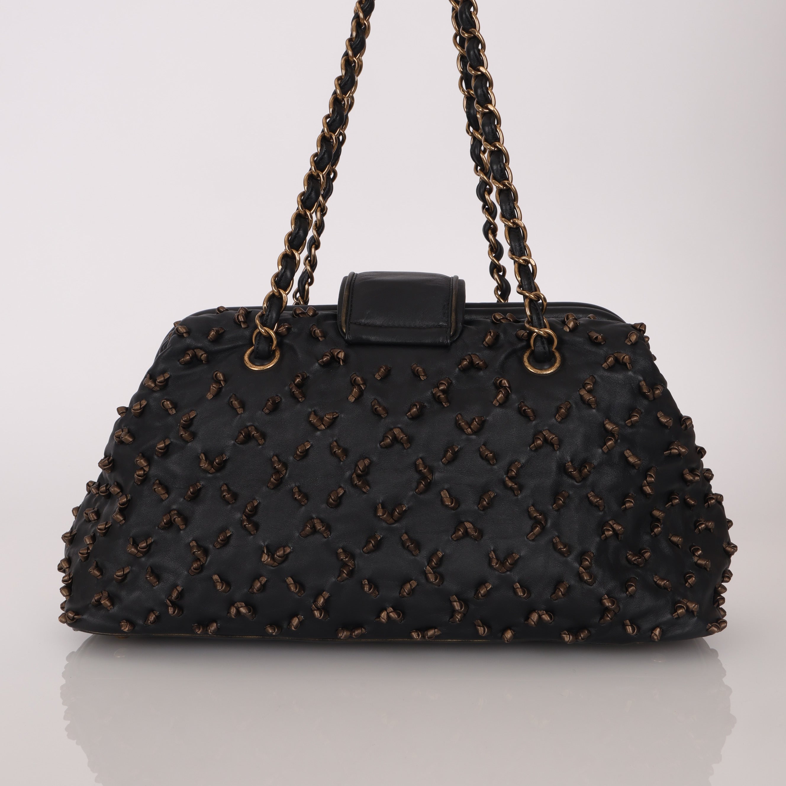 Chanel 2011 Chic Knot Shoulder Bag