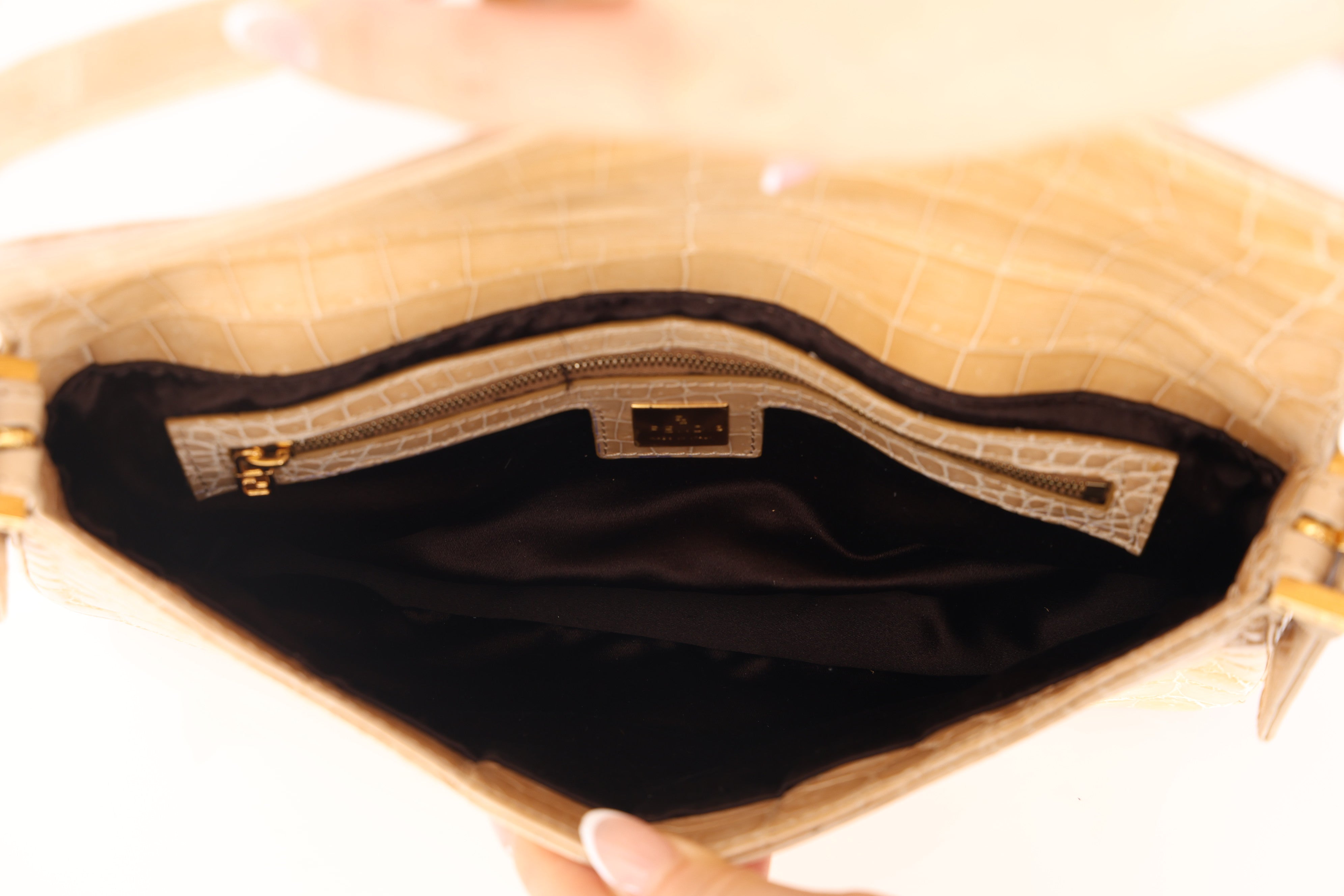 Ultra-Rare Vintage Fendi Shiny Crocodile Baguette Glitter GHW