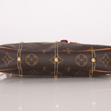 Limited Edition Louis Vuitton Monogram Canvas Riveting Pochette Accessoires