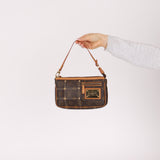 Limited Edition Louis Vuitton Monogram Canvas Riveting Pochette Accessoires