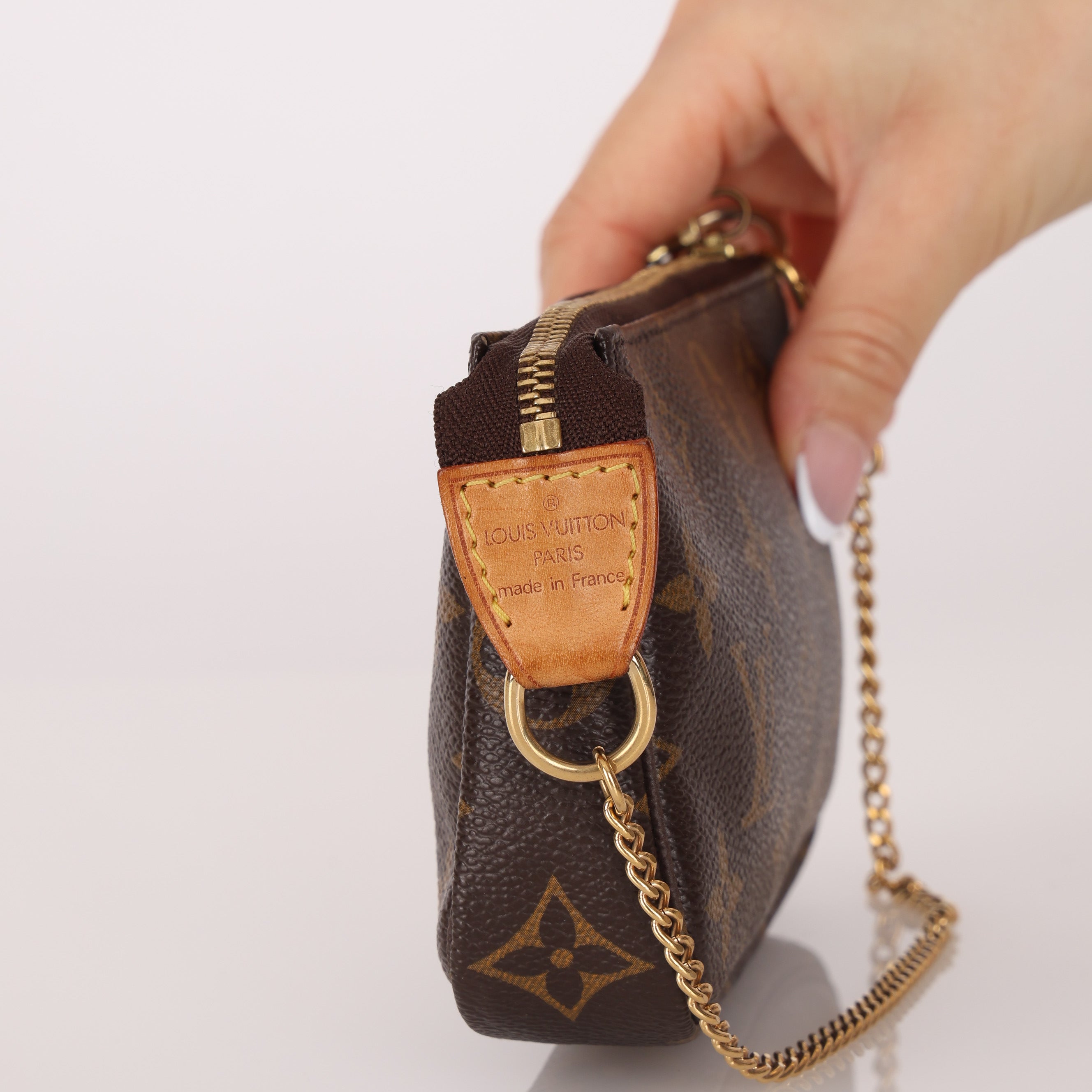 Limited Edition Louis Vuitton Monogram Canvas Trunks & Bags Mini Accessories Pochette