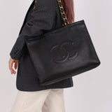 Chanel Calfskin Chunky Chain Tote