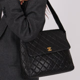 Vintage Chanel 1996 Caviar Turnlock Shoulder Bag