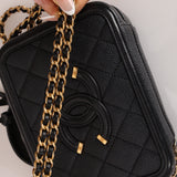 Chanel 2018 Caviar Filigree Small Vanity Case GHW
