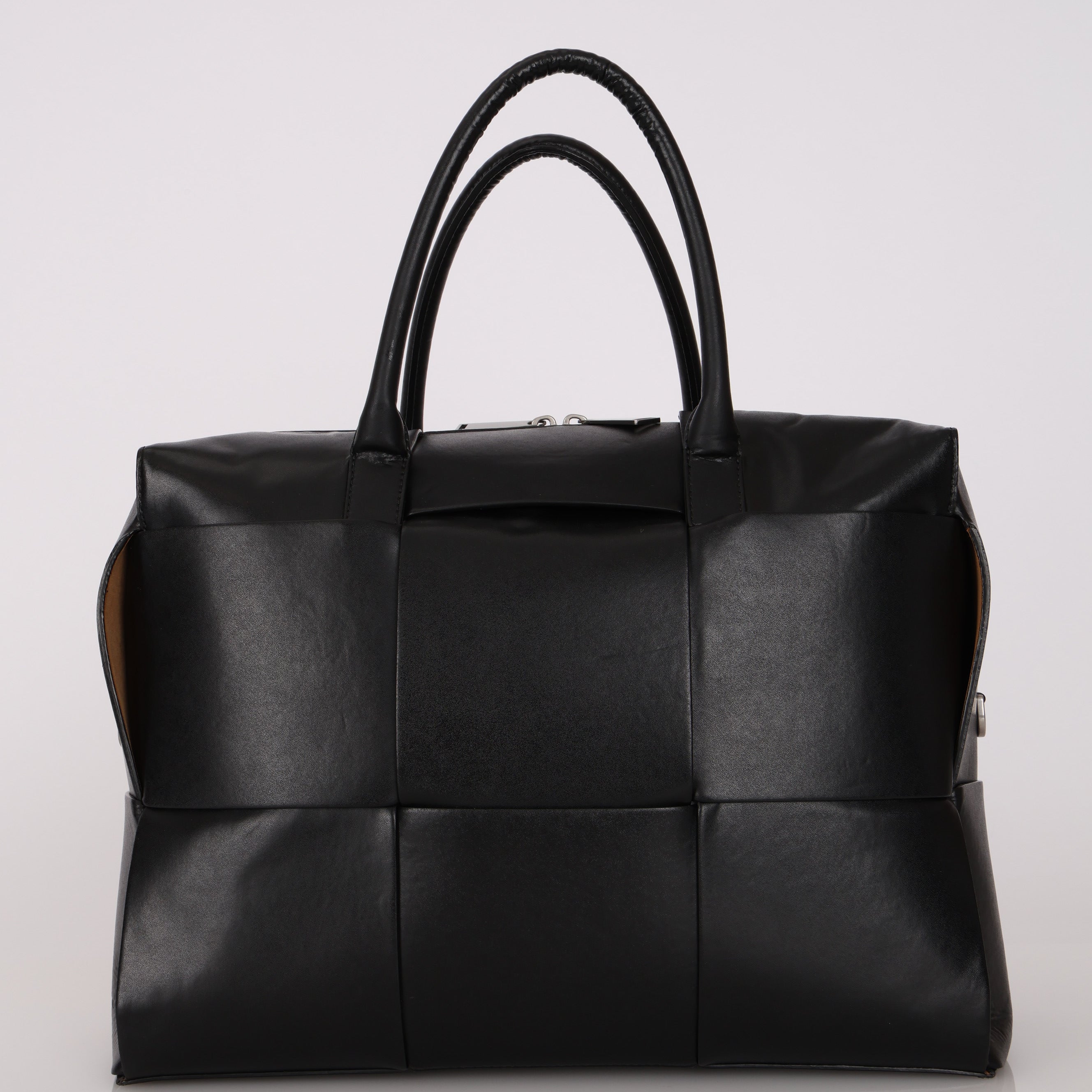 Bottega Veneta Medium Maxi Intrecciato Zip Arco Tote