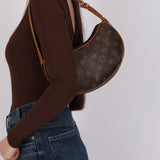 Louis Vuitton Monogram Pochette Croissant PM
