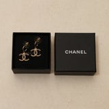 Chanel 2022 CC Milgrain Pearl Earrings GHW