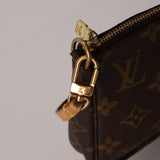 Louis Vuitton 2000 Monogram Pochette