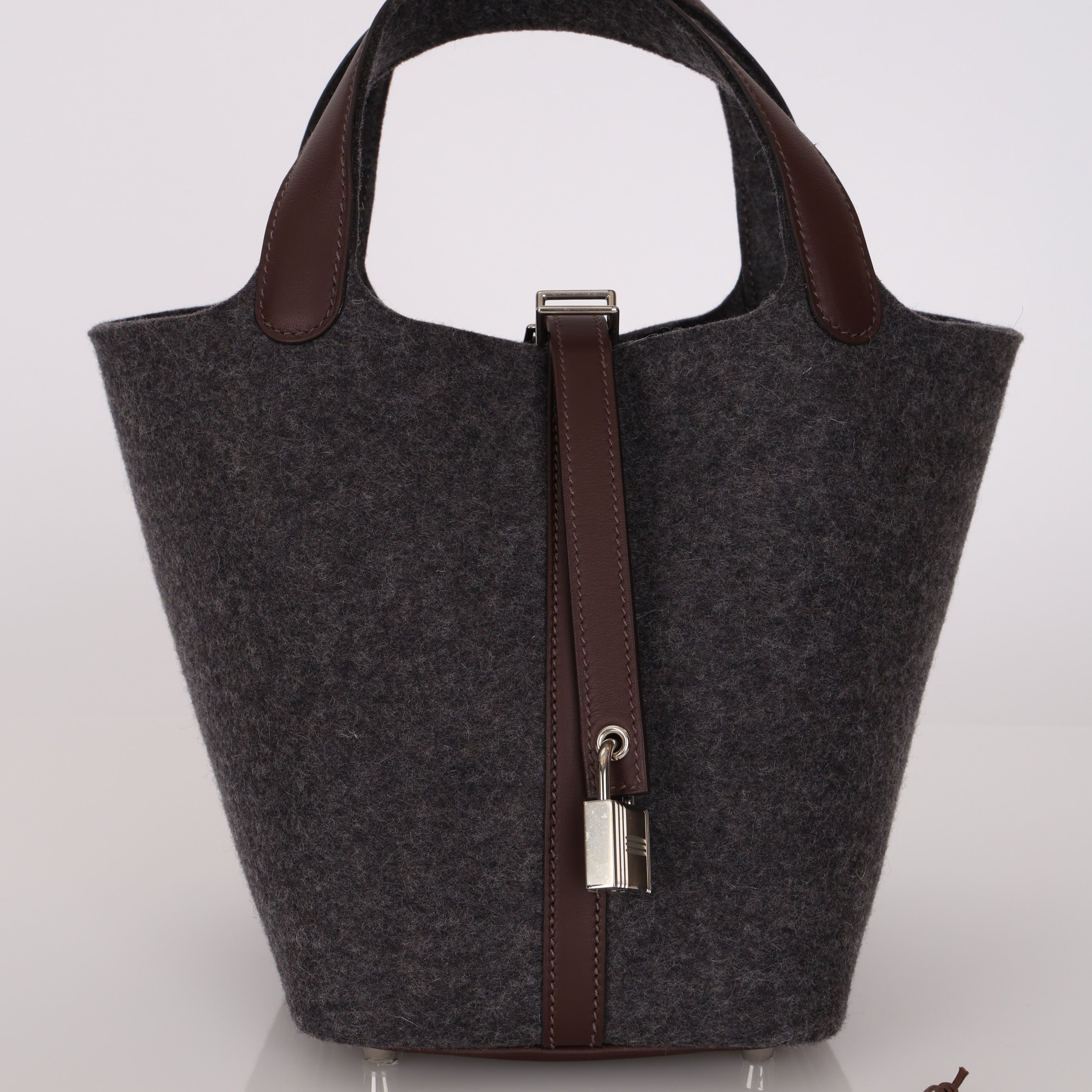 Hermès 2020 Havana Swift and Gris Moyen Wool Picotin 18 PM PHW