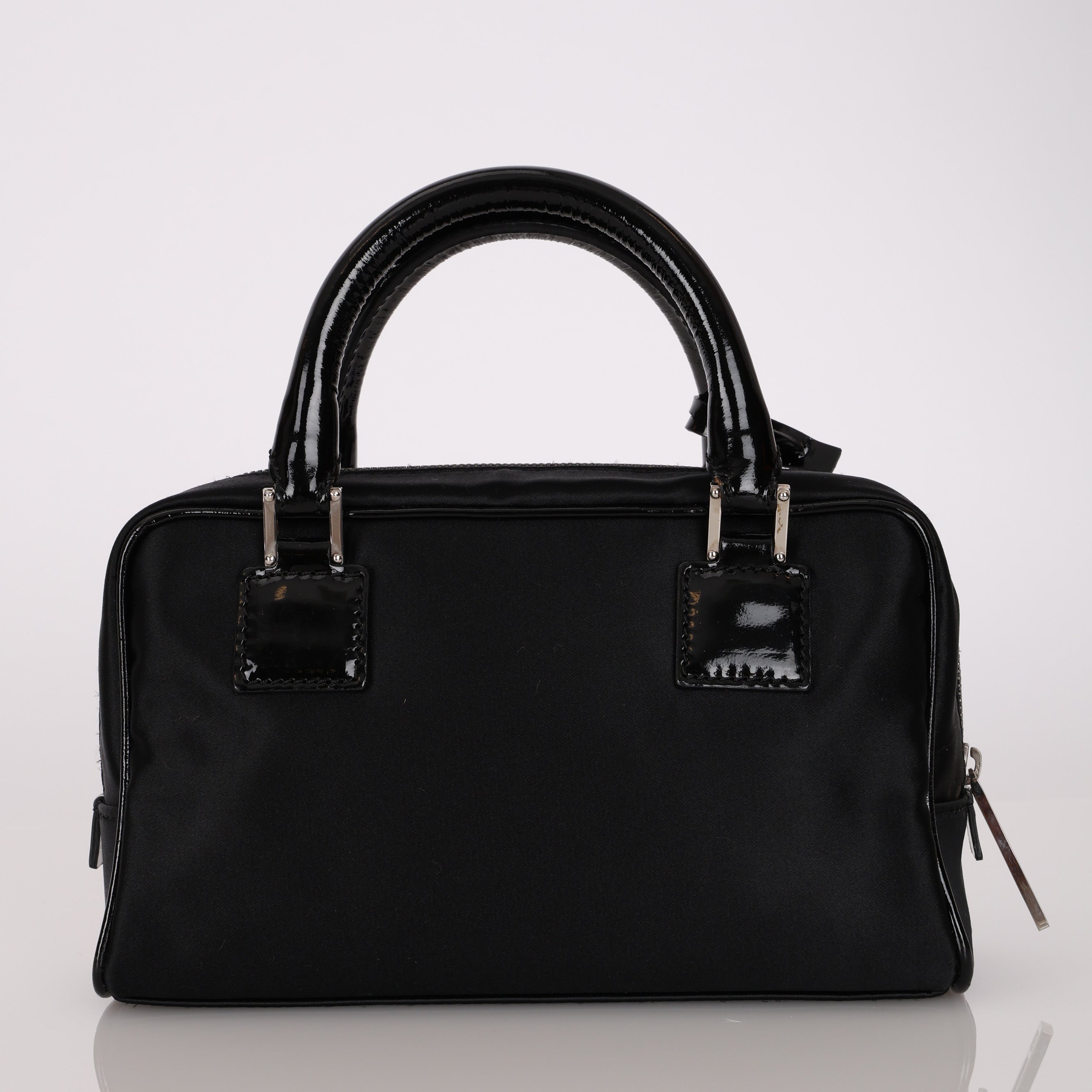 Rare Loewe Satin and Crystal Amazona 19
