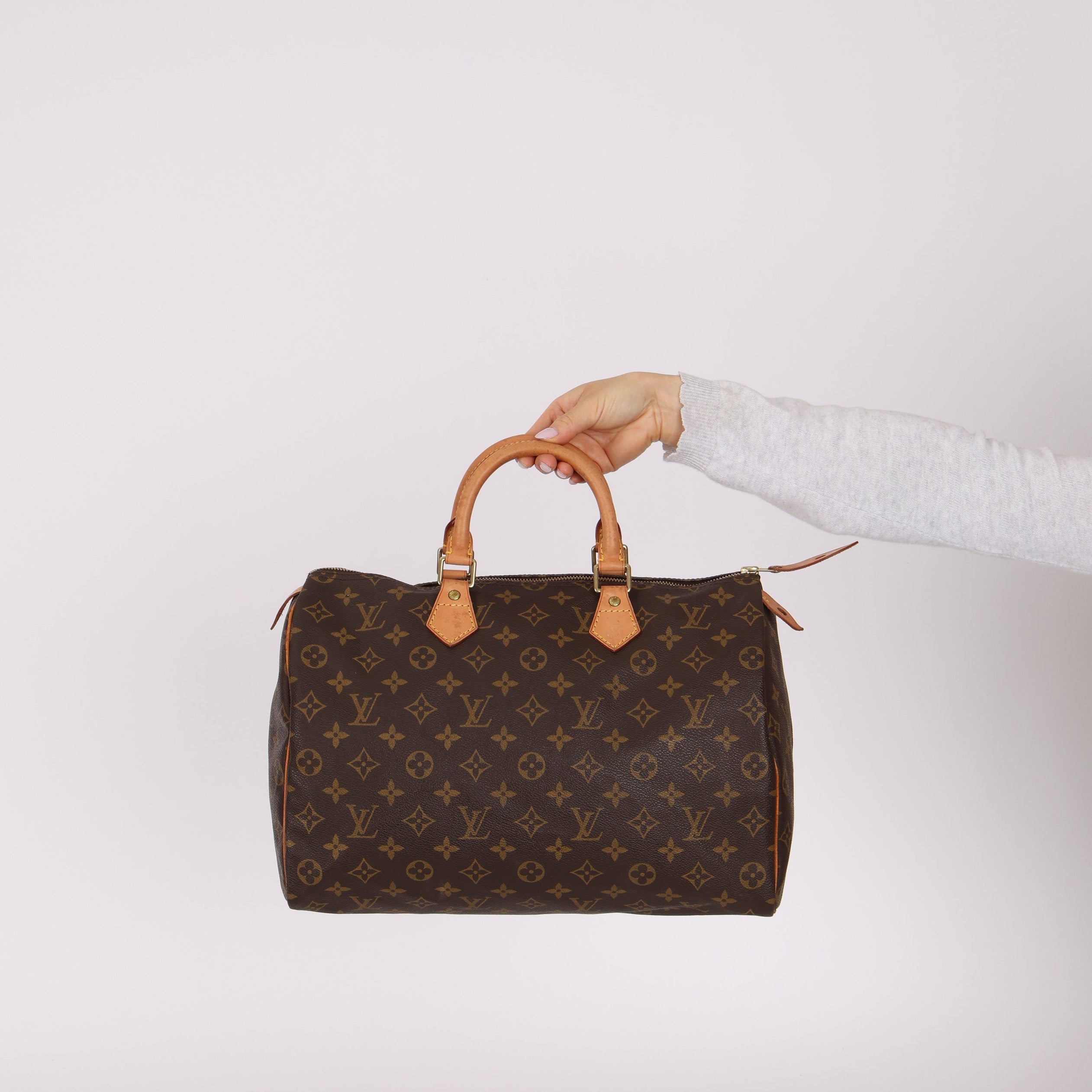 Louis Vuitton Monogram Speedy 35