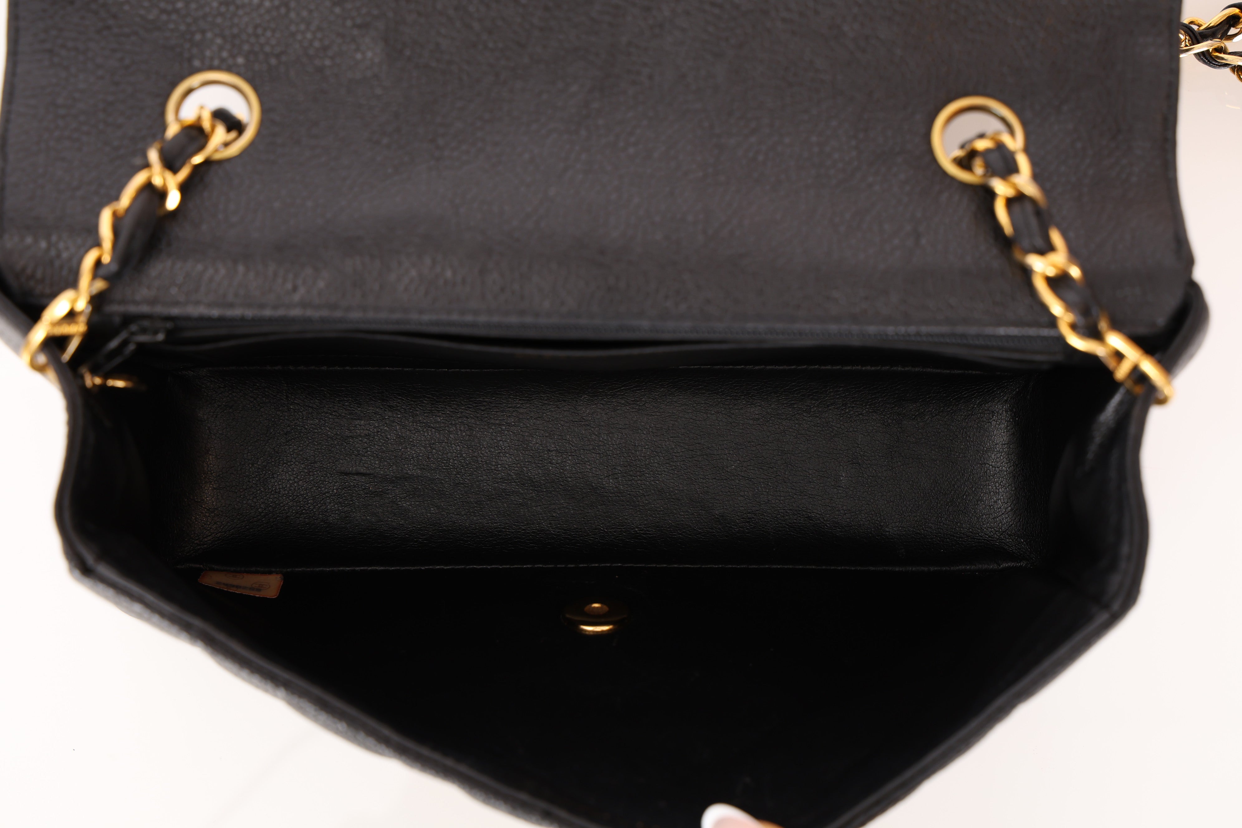 Rare Chanel 1996 Caviar Medium Diana Bag