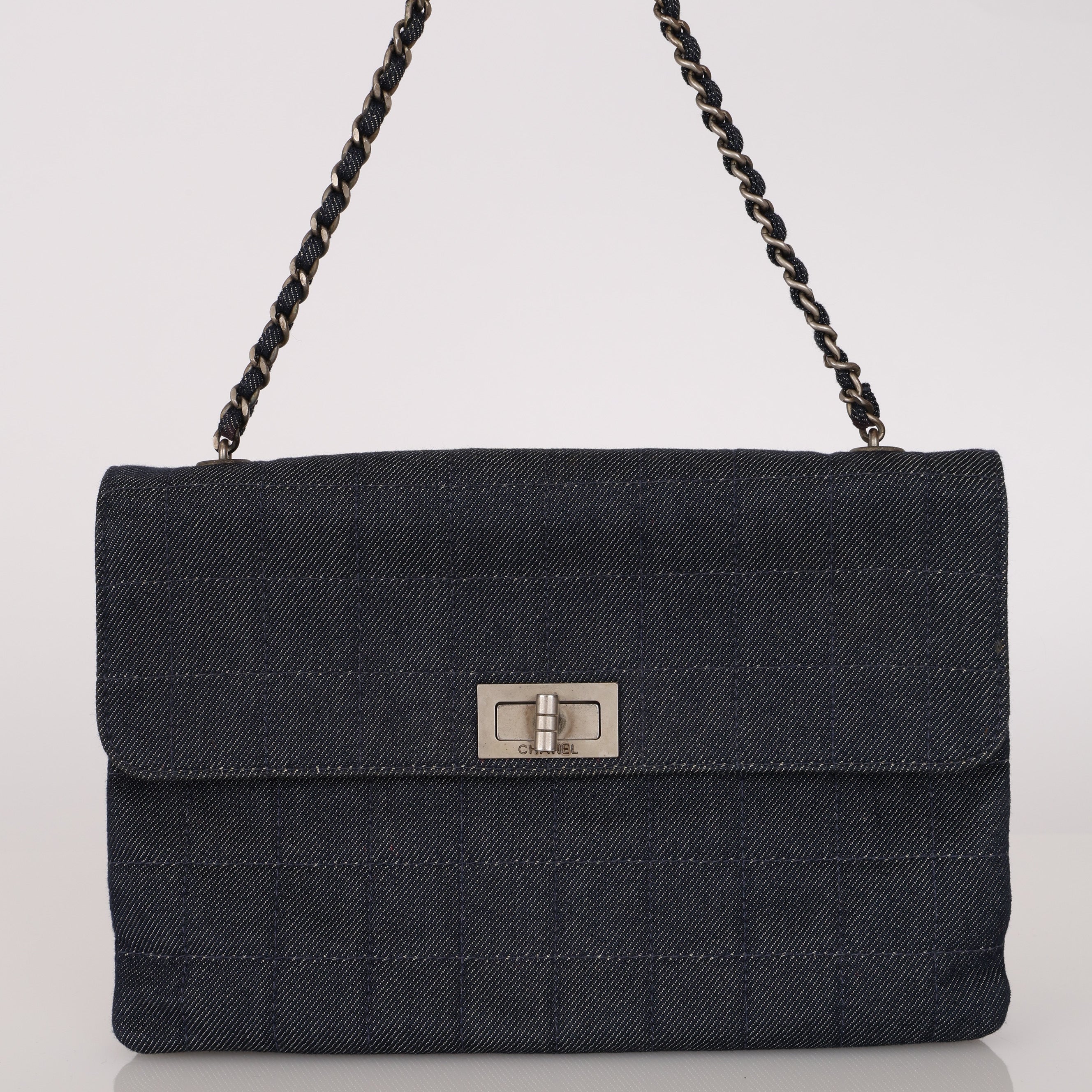 Chanel 2001 Denim Chocolate Bar Reissue Shoulder Bag