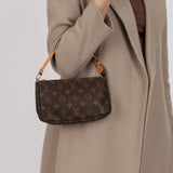 Louis Vuitton 1999 Monogram Pochette